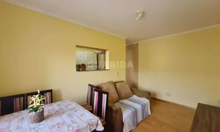 Apartamento mobiliado, de 02 dormitórios, para alugar no bairro Alto Petrópolis, com VAGA COBERTA!