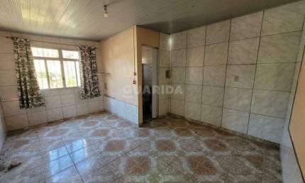 Casa residencial/sobrado com 1 dormitório no bairro Alto Petrópolis.