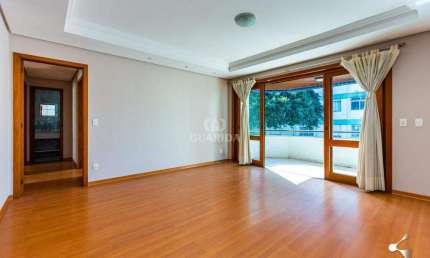 Exclusividade Guarida: Cobertura de 3 dormitórios, sendo 1 suíte, no bairro Tristeza. Imóvel com 210m² de área útil, com DUAS VAGAS!