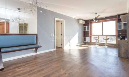 Apartamento amplo com 3 dormitórios, em andar alto e ótima posição solar!