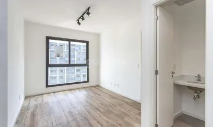 Apartamento com 1 dormitório e 2 vagas de garagem no bairro Central Park