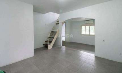 Casa Residencial com 5 dormitórios, sendo 1 suíte, para alugar no bairro Belém Velho.