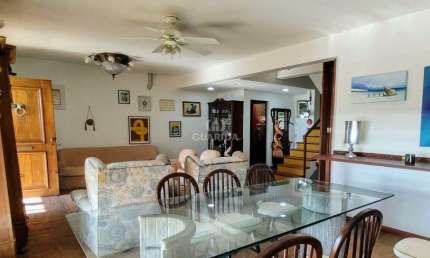 Casa Residencial/Sobrado para aluguel, 3 quartos, 3 suítes, 5 vagas, Teresópolis - Porto Alegre/RS