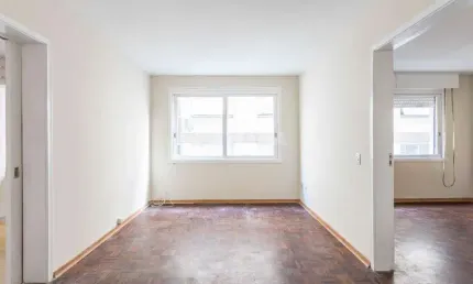 Apartamento com 1 quarto para alugar na Rua Duque de Caxias, Centro Histórico, Porto Alegre