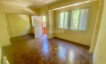 Apartamento com SACADA e 3 dormitórios para alugar no bairro Moinhos de Vento.