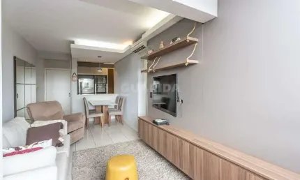 Apartamento totalmente mobiliado com 1 vaga de garagem no bairro Partenon
