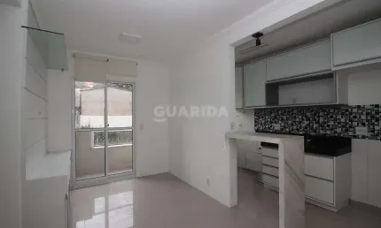 Apartamento de 2 dormitórios no bairro Teresópolis.