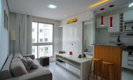 Apartamento mobiliado de 2 dormitórios no bairro Jardim Itu Sabará.