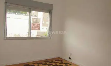 Apartamento com 2 quartos para alugar na Avenida Professor Oscar Pereira, Azenha, Porto Alegre