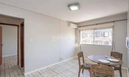 Apartamento mobiliado com 1 dormitório no bairro Cidade Baixa!