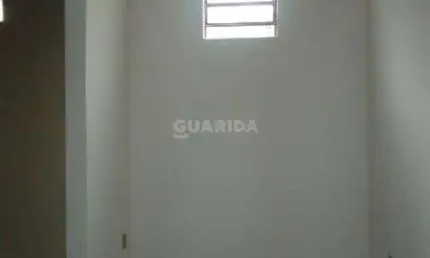 Casa residencial de 3 dormitórios no bairro jardim botânico.