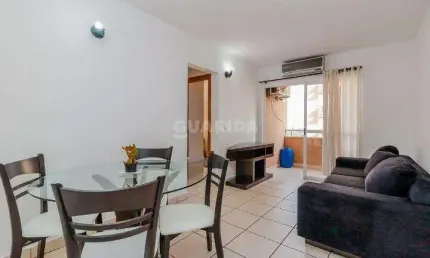 Apartamento mobiliado com 2 dormitórios para alugar no bairro partenon.