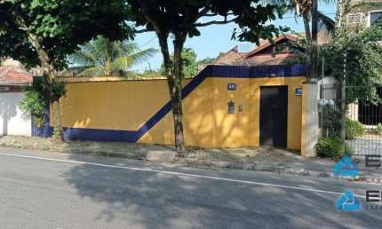 Sobrado com 3 dormitórios à venda, 348 m² por R$ 1.500.000,00 - Centro Histórico - Paranaguá/PR