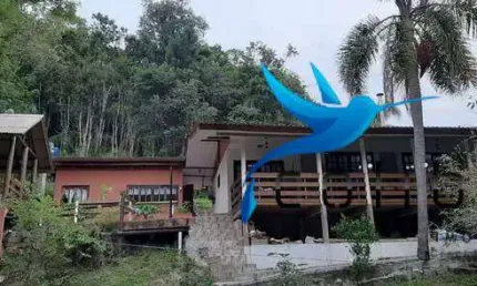 Linda Chácara em Clube de Campo(condomínio) em Agudos do Sul