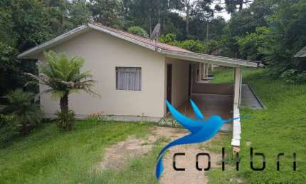Chácara pronta para lazer ou moradia em Agudos do Sul