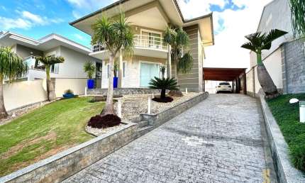 Casa alto padrão com automação, decorada, mobiliada e equipada à venda - Indaial
