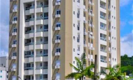 Apartamento à venda com 3 dormitórios (1 suíte) e 2 vagas em Blumenau/SC