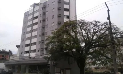 Cobertura à venda com 3 dormitórios (1 suíte) e 2 vagas de garagem no bairro Vil