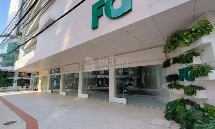 Sala comercial para alugar na Rua Julieta Lins, 271, Pioneiros, Balneário Camboriú