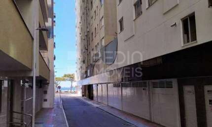 Apartamento 02 dormitórios quadra mar locação temporada