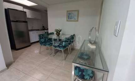 Apartamento 02 dormitórios a venda Centro Balneário Camboriú