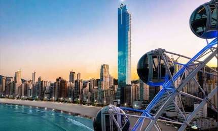 Apartamento 04 suítes Boreal Tower frente mar Balneário Camboriú