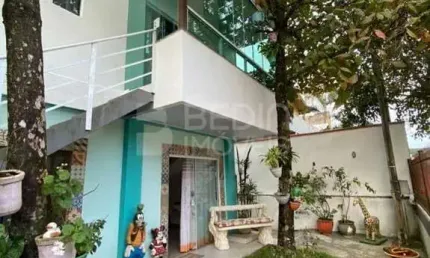 Casa 04 dormitórios a venda Monte Alegre - Camboriú
