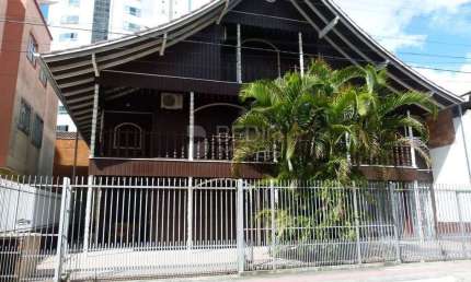 Casa 08 dormitórios a venda Centro Balneário Camboriú