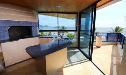 Apartamento diferenciado 04 suítes frente mar Balneário Camboriú
