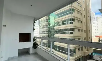 Apartamento quadra mar 04 suítes a venda Meia Praia - Itapema Zaha