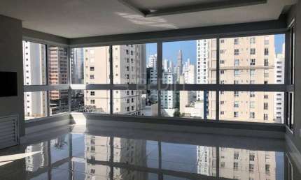 Apartamento 03 suítes Centro Balneário Camboriú Biarritz