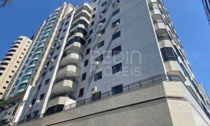 Apartamento com 3 quartos, Centro - Balneário Camboriú