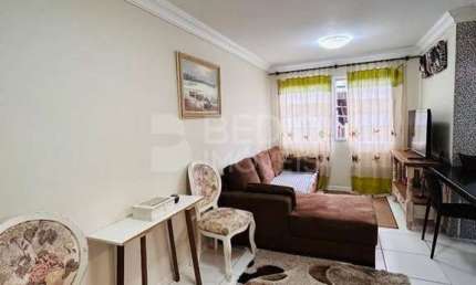 Apartamento quadra mar 01 dormitório a venda Av. Brasil Balneário Camboriú