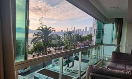 Apartamento com 3 quartos à venda na Avenida Atlântica, 740, Centro, Balneário Camboriú