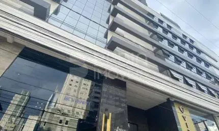 Apartamento com 3 quartos para alugar na Rua 3300, 450, Centro, Balneário Camboriú
