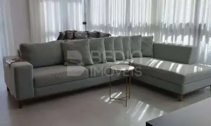 Apartamento 04 suítes locação anual Pioneiros Balneário Camboriú