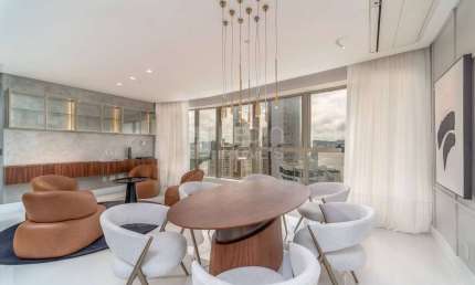 Apartamento 04 suítes a venda Ed. Yachthouse Balneário Camboriú