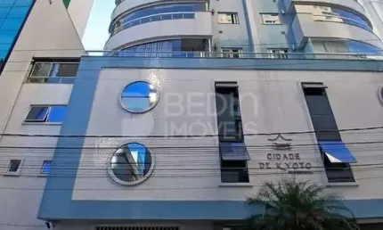 Apartamento 02 suítes locação temporada Centro Balneário Camboriú