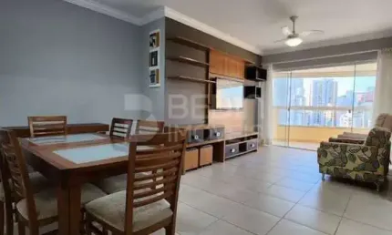 Apartamento 03 dormitórios locação anual Centro Balneário Camboriú Arnoldo Werner