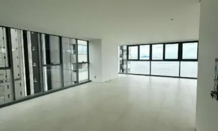 Apartamento frente mar - 4 suítes - 4 vagas - área de lazer completa