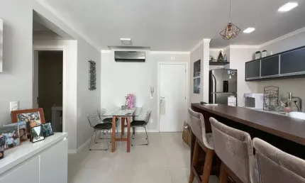 1 SUÍTE + 1 DORMITÓRIO - ÁREA DE LAZER COMPLETA - LOCALIZAÇÃO MARAVILHOSA - BALNEÁRIO CAMBORIÚ - SC