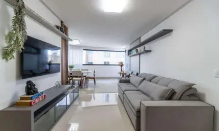 APARTAMENTO - REGIÃO CENTRAL - 4 SUÍTES - 3 VAGAS - MOBILIADO E EQUIPADO - PRONTO PARA USO.