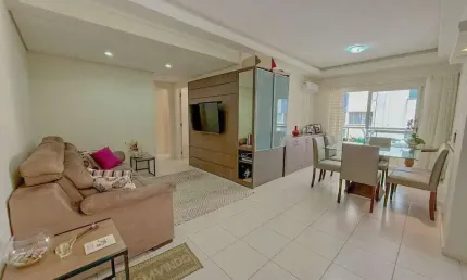 APARTAMENTO MOBILIADO - 2 DORMITÓRIOS - 1 VAGA - ÁREA DE LAZER - CENTRO - BALNEÁRIO CAMBORIÚ/SC