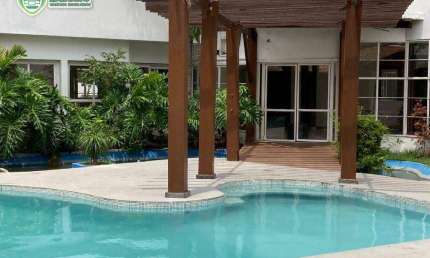 Casa comercial para alugar na Rua Sinjão Curvo, 1, Santa Rosa, Cuiabá