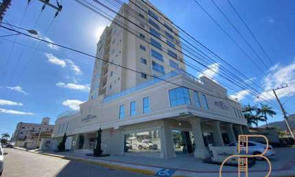 Apartamento mobiliado com 01 suíte + 01 dormitório em Camboriú