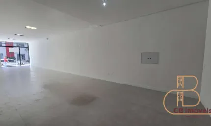 LOCAÇÃO - Sala comercial com 63,12m² no Centro de Balneário