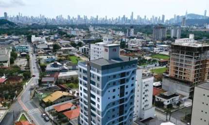 LANÇAMENTO - Apartamentos com 02 ou 03 dormitórios no Centro de Camboriú