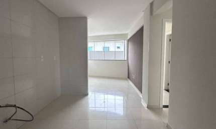 Amplo apartamento diferenciado, 01 suíte + 01 dormitório, pronto para morar