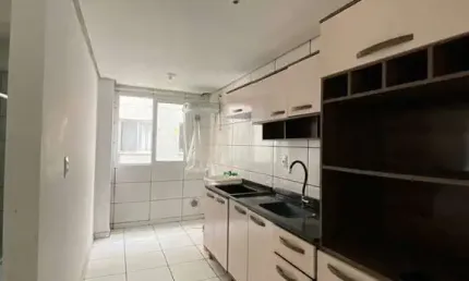 LOCAÇÃO - Apartamento térreo, 02 dormitórios no bairro Rio Pequeno Camboriú
