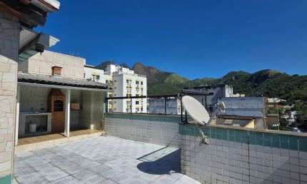 Vila Isabel - Cobertura com 4 Quartos, Sendo 2 Suítes à Venda com 214m² e 1 Vaga de Garagem.